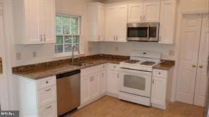 Primary Photo - 1015 Farm Haven Dr