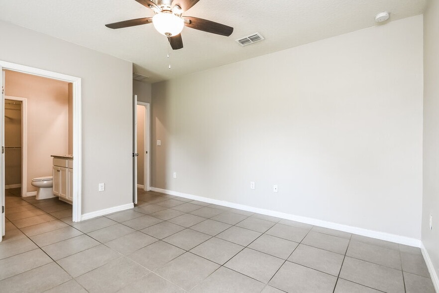 Building Photo - 108 Milton Pl