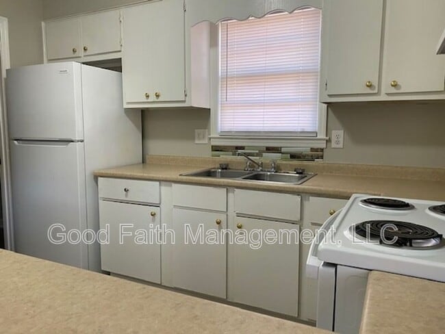 Building Photo - 4539 Greystone Ct