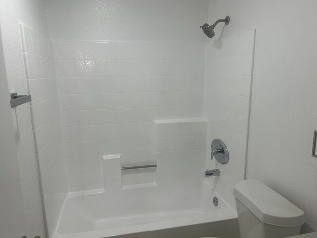 Building Photo - 8603 Fenwick St