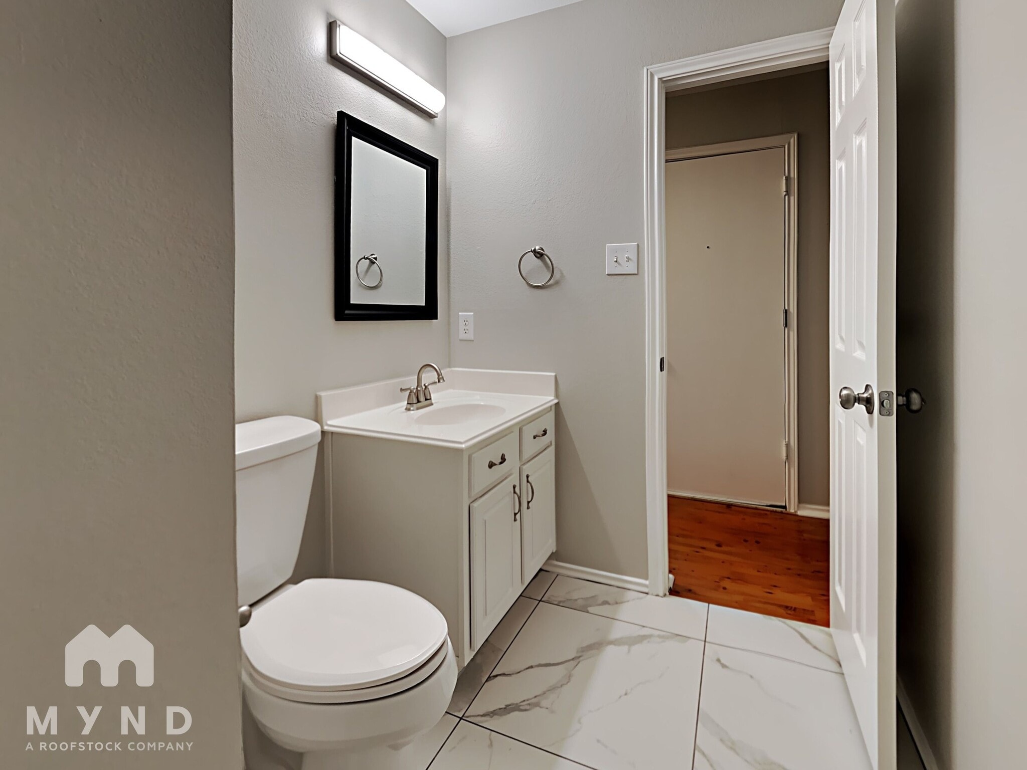 Building Photo - 3523 Avalon Castle Dr