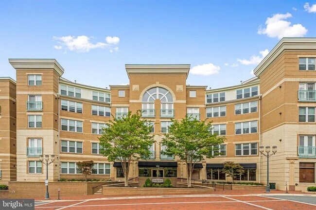 Exterior - 12000 Market St