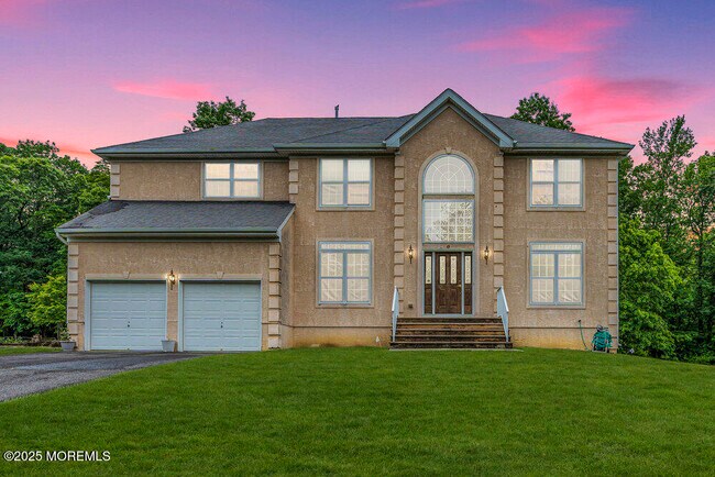 Primary Photo - 8 Connor Dr