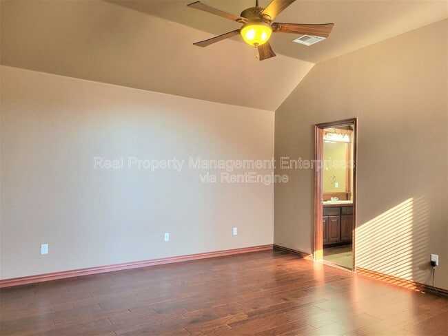 Building Photo - 8821 NW 120th St