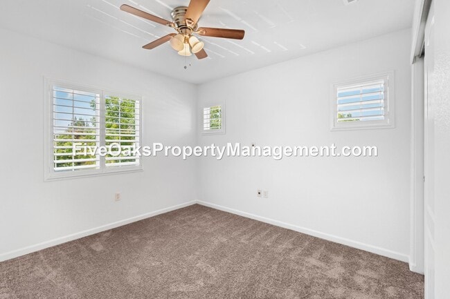 Building Photo - 101 Matisse Ln