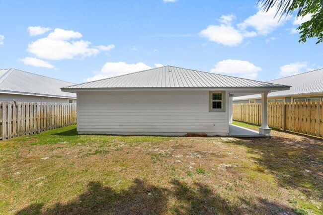 Building Photo - 4 Bald Eagle Dr