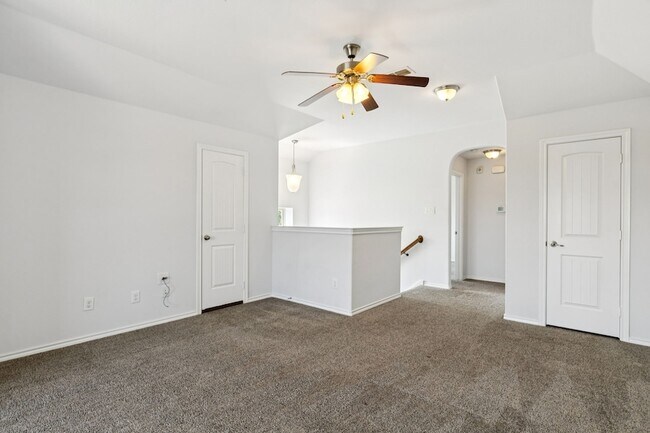 Building Photo - 109 Oakmont Dr