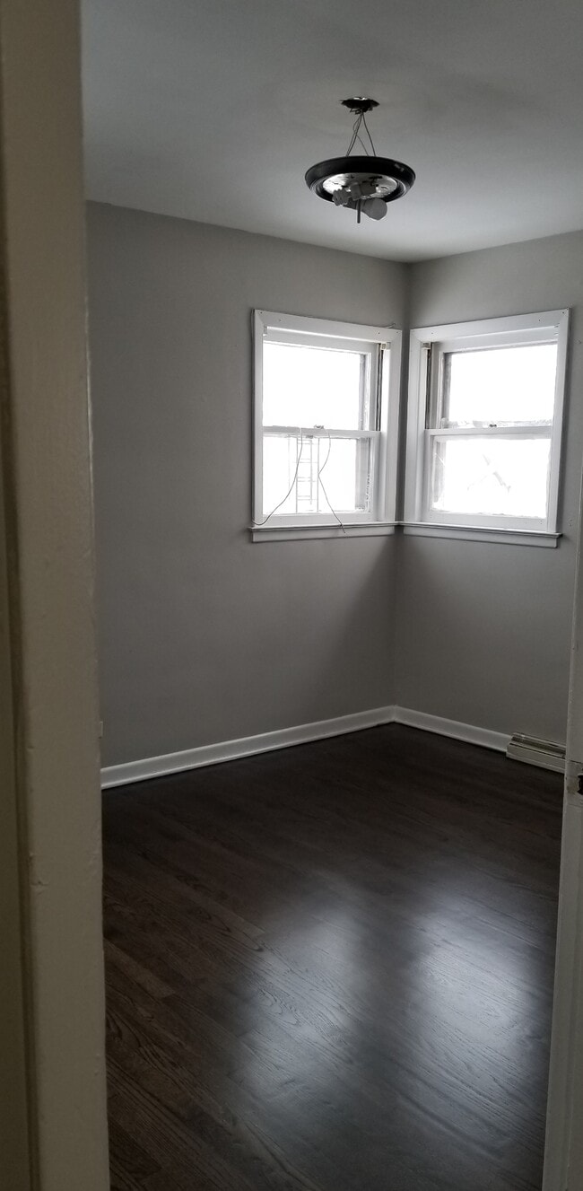 Building Photo - 3513 N Kolmar Ave