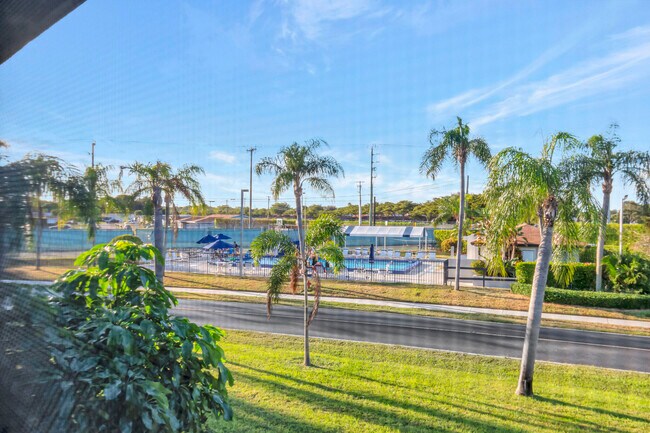 Building Photo - 5943 Areca Palm Ct