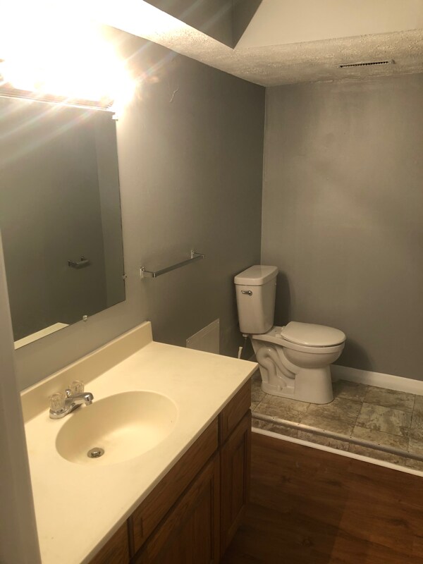 Building Photo - 2 Hapgood Hill