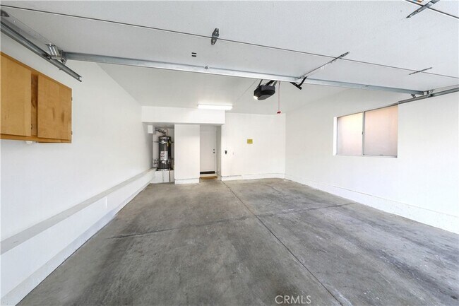 Building Photo - 4 Pinzon
