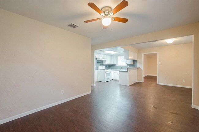 Building Photo - 1447 Willow Rock Rd