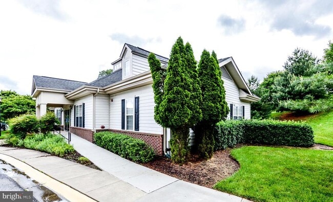 Building Photo - 2007 Connor Ct