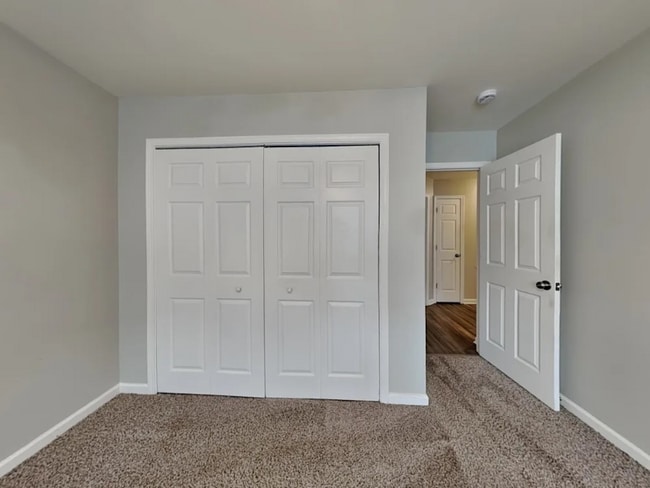 Building Photo - 6333 Willowdell Dr