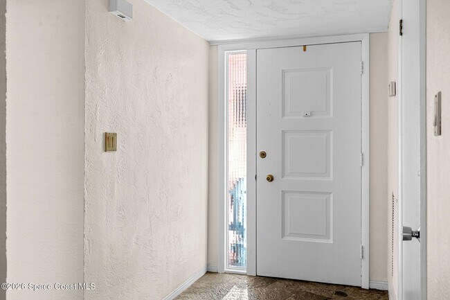 Building Photo - 1044 Samar Rd