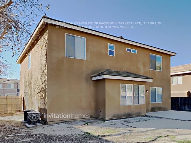 Building Photo - 19450 Scarsdale St