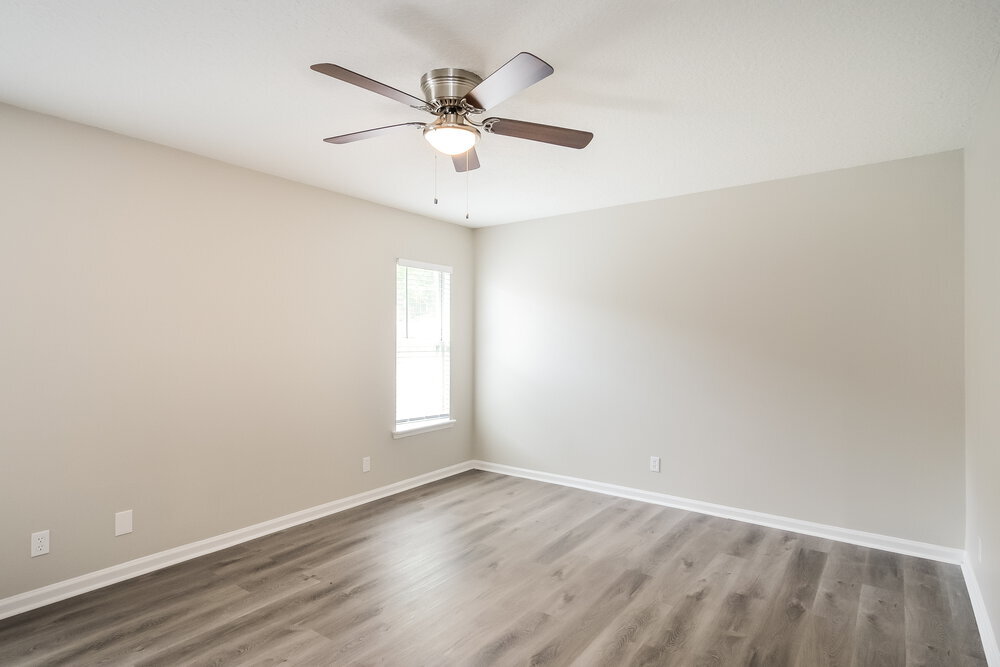 Building Photo - 12640 Ashmore Green Dr S