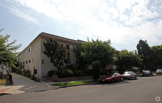 Primary Photo - Scott Properties Apartments