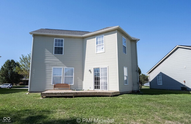 Building Photo - 859 Runnymede Dr