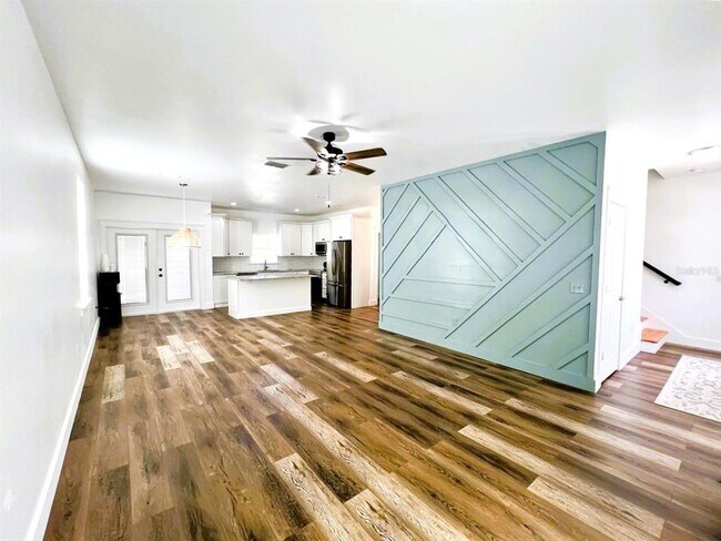 Building Photo - 22229 Carson Dr