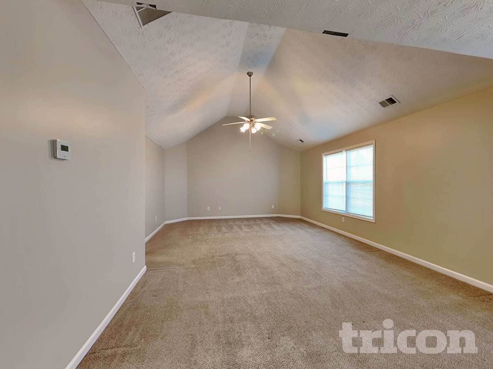 Building Photo - 180 Prince Edward Way