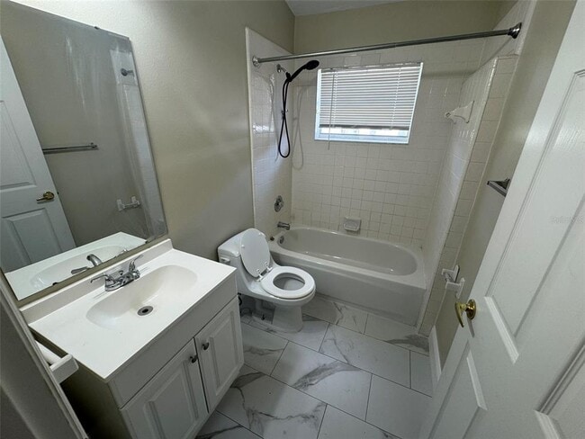 Building Photo - 2347 Blake Way