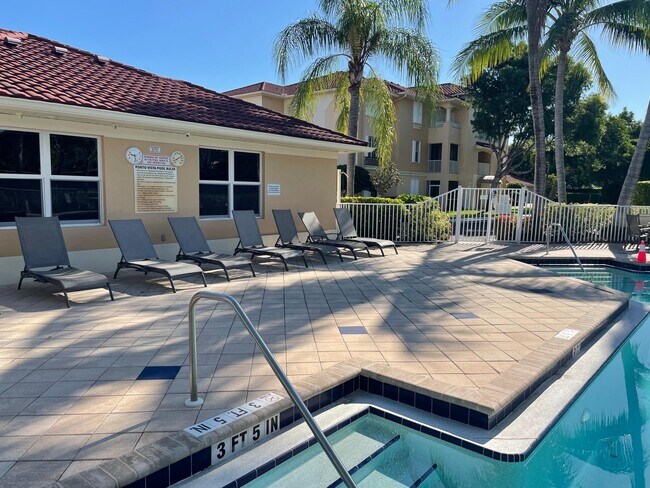 Building Photo - 1504 SW 50th St