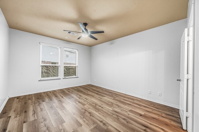 Building Photo - 2403 Summers Glen Ct