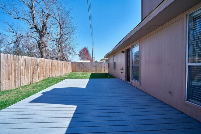 Building Photo - 13410 Ryan Landing Dr
