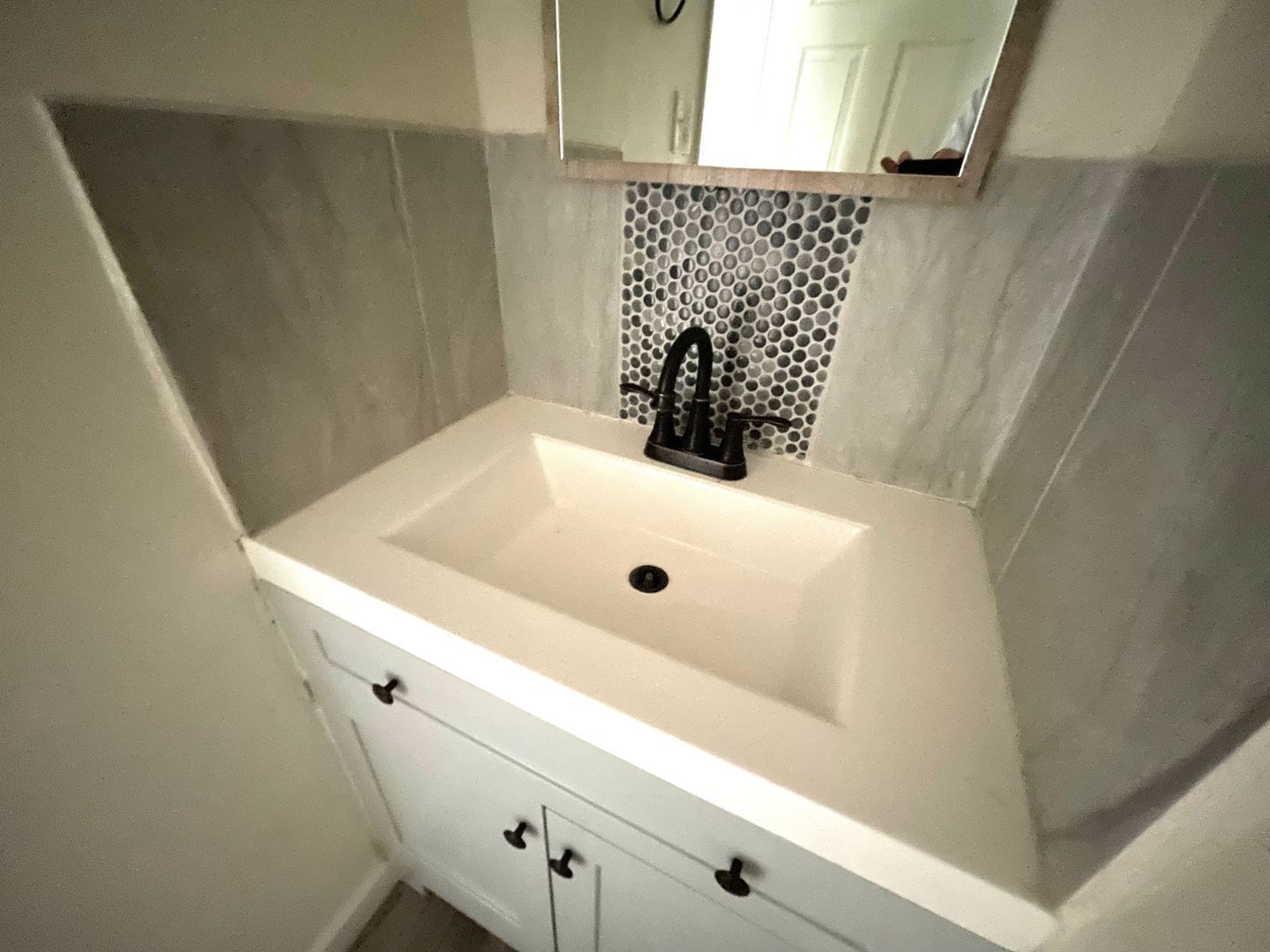 Building Photo - 4402 E Seneca St