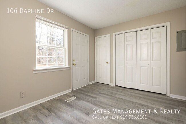 Building Photo - 106 Daphine Dr
