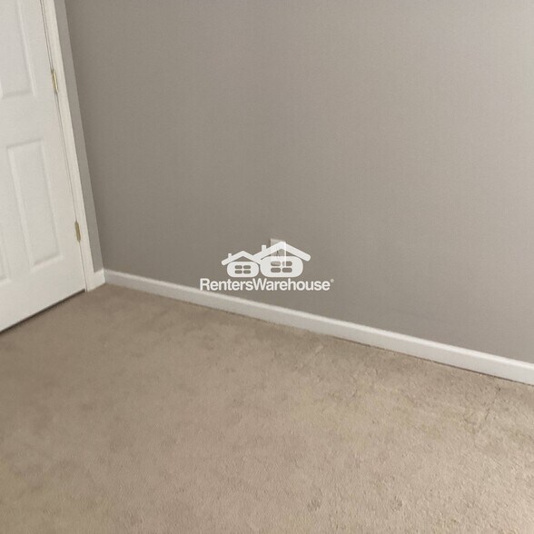 Building Photo - 2983 Rosebrook Dr