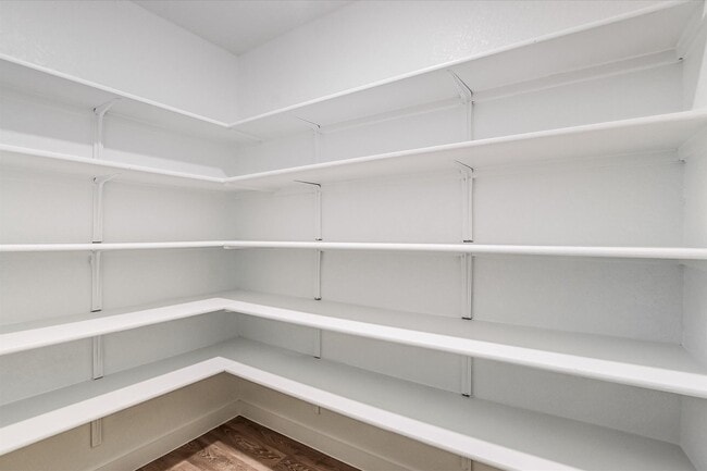 Building Photo - Luxurious 4 BR / 2 BA with THREE-CAR GARAGE - 2314 SF - Harmony Hills, Fredericksburg!