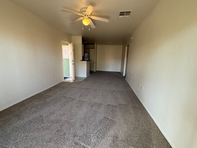 Building Photo - Downtown Gilbert- 1 bedroom condo $500.00 off 1st month rent!