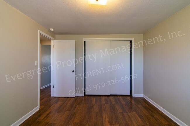 Building Photo - 2939 Glendale Dr
