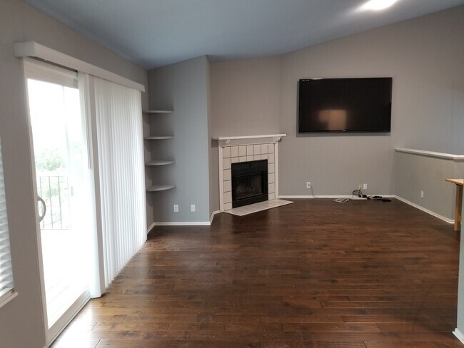 Building Photo - 3 Bed 2 Bath In Martinez (Sunrise Ridge)