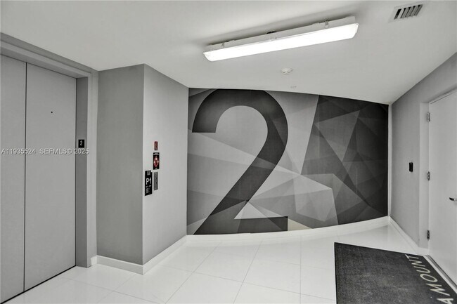 Building Photo - 851 NE 1st Ave