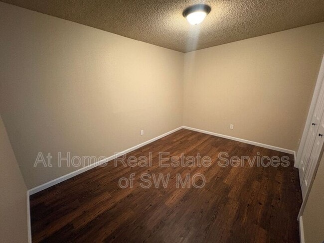 Building Photo - 1400 S Campbell Ave