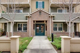 Building Photo - Stunning Top-Floor Condo with Open Layout, Modern Upgrades, and Prime Location 6 MONTH LEASE