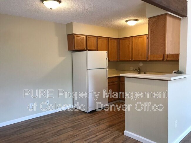 Building Photo - 205 Wright St