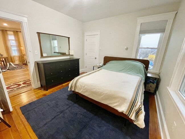 Building Photo - 53 Montvale St