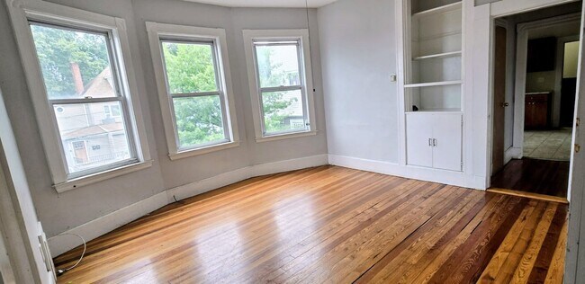 Building Photo - 6 Beede Ave
