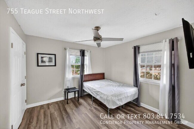 Building Photo - 755 Teague St NW