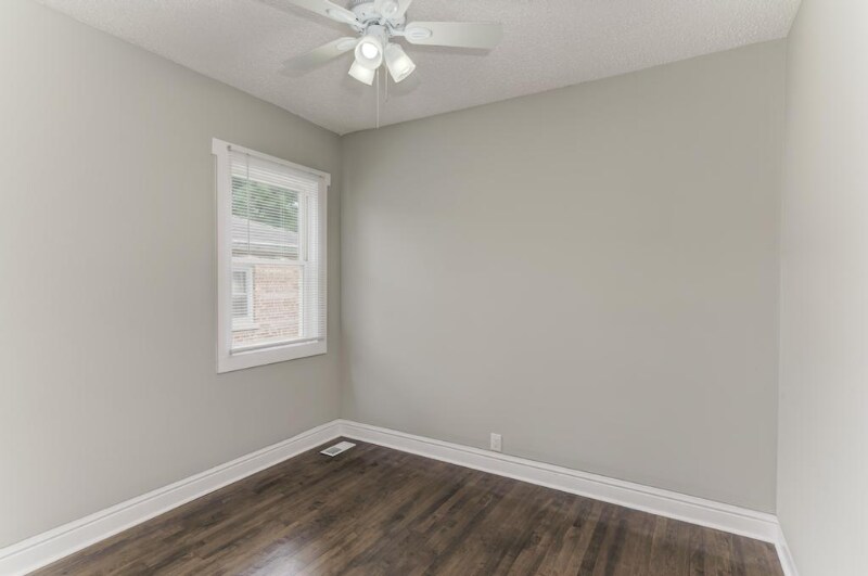 Building Photo - 9319 S Clyde Ave