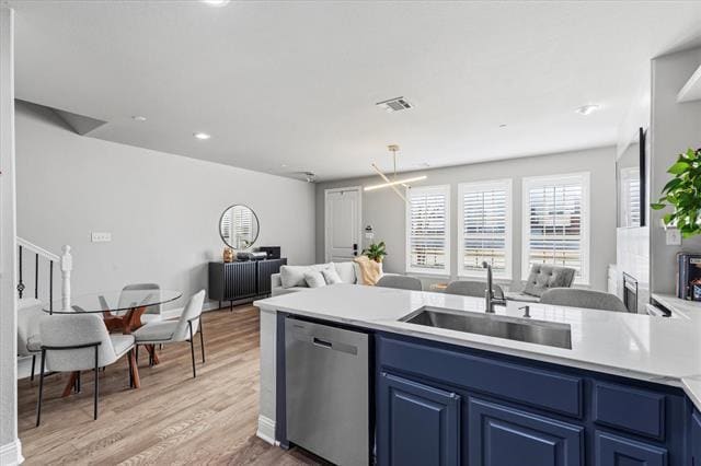 Building Photo - 5759 Headquarters Dr