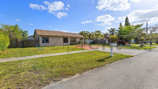 Building Photo - 16110 SW 300th St