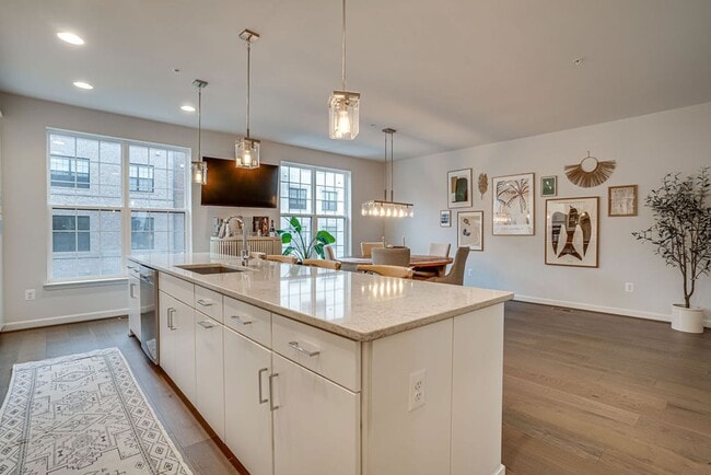 Building Photo - Luxury Townhome with Stunning Views and Prime Location For Sale or For Rent near National Harbor