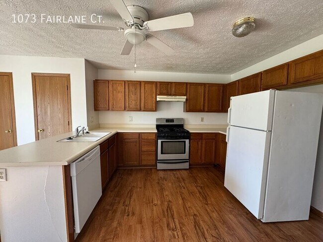 Building Photo - 1073 Fairlane Ct