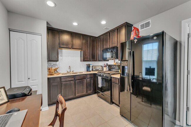 Building Photo - 361 Ferrule Dr