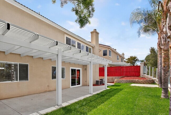 Building Photo - Most Desireable Neighborhood in Temecula  Eastridge by Redhawk